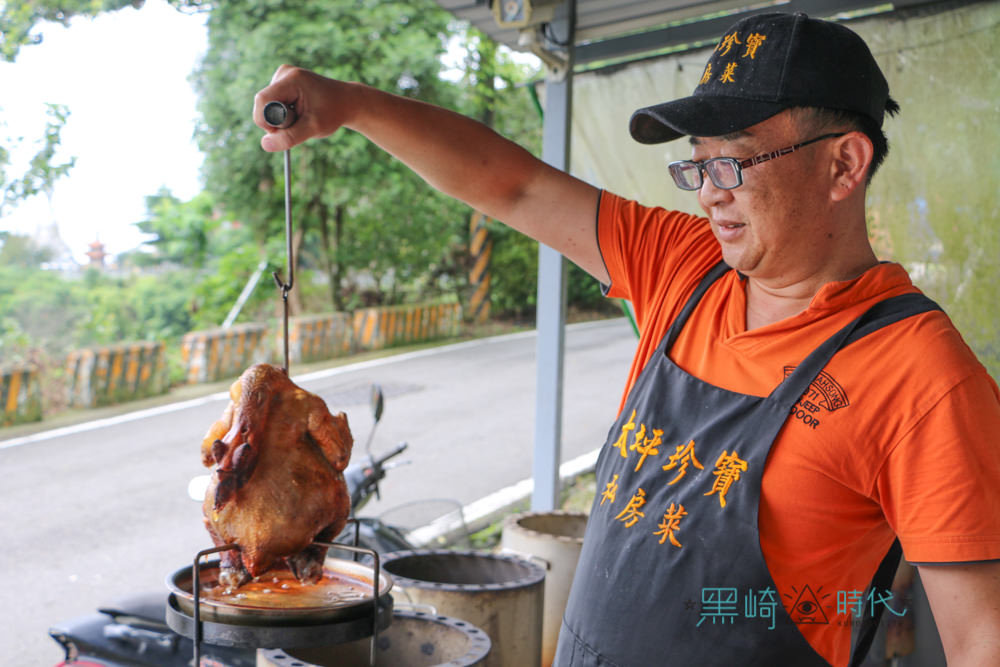 太平雲梯美食 太平老街上的太坪珍寶 獨門醃製36小時的甕仔雞與山珍海味 - 黑崎時代