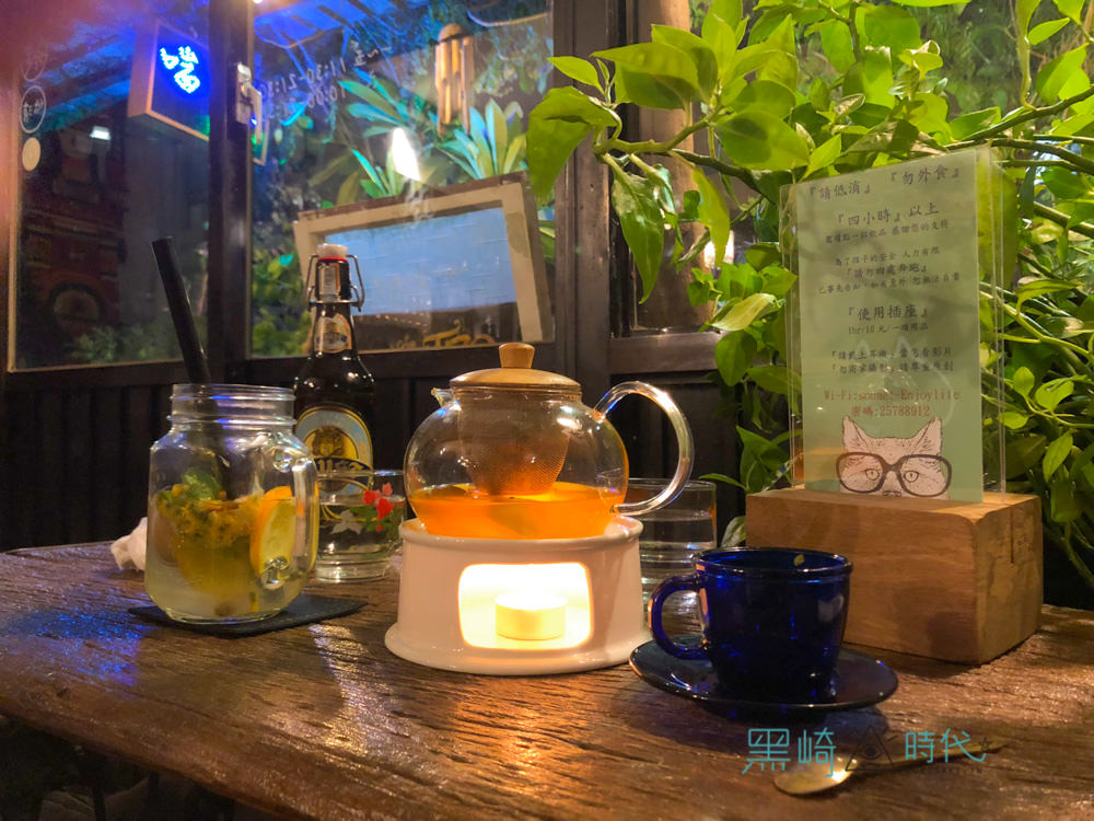 台北貓咪咖啡廳 喘口氣咖啡 療癒地充電期待著下一份美好 台北不限時咖啡廳 - 黑崎時代